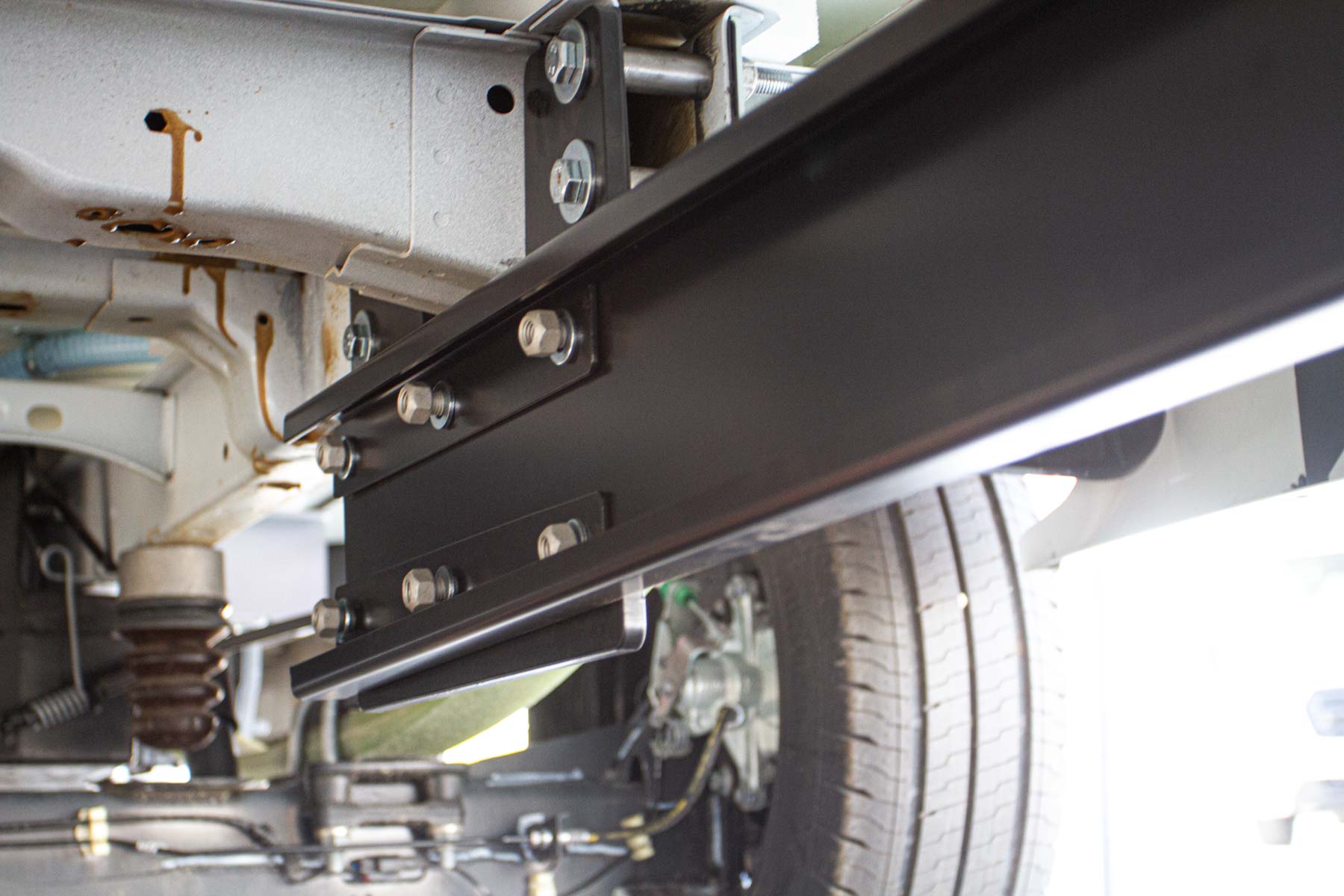 mastercamper-dopasowane_rozwiazanie_montaz_haka-2