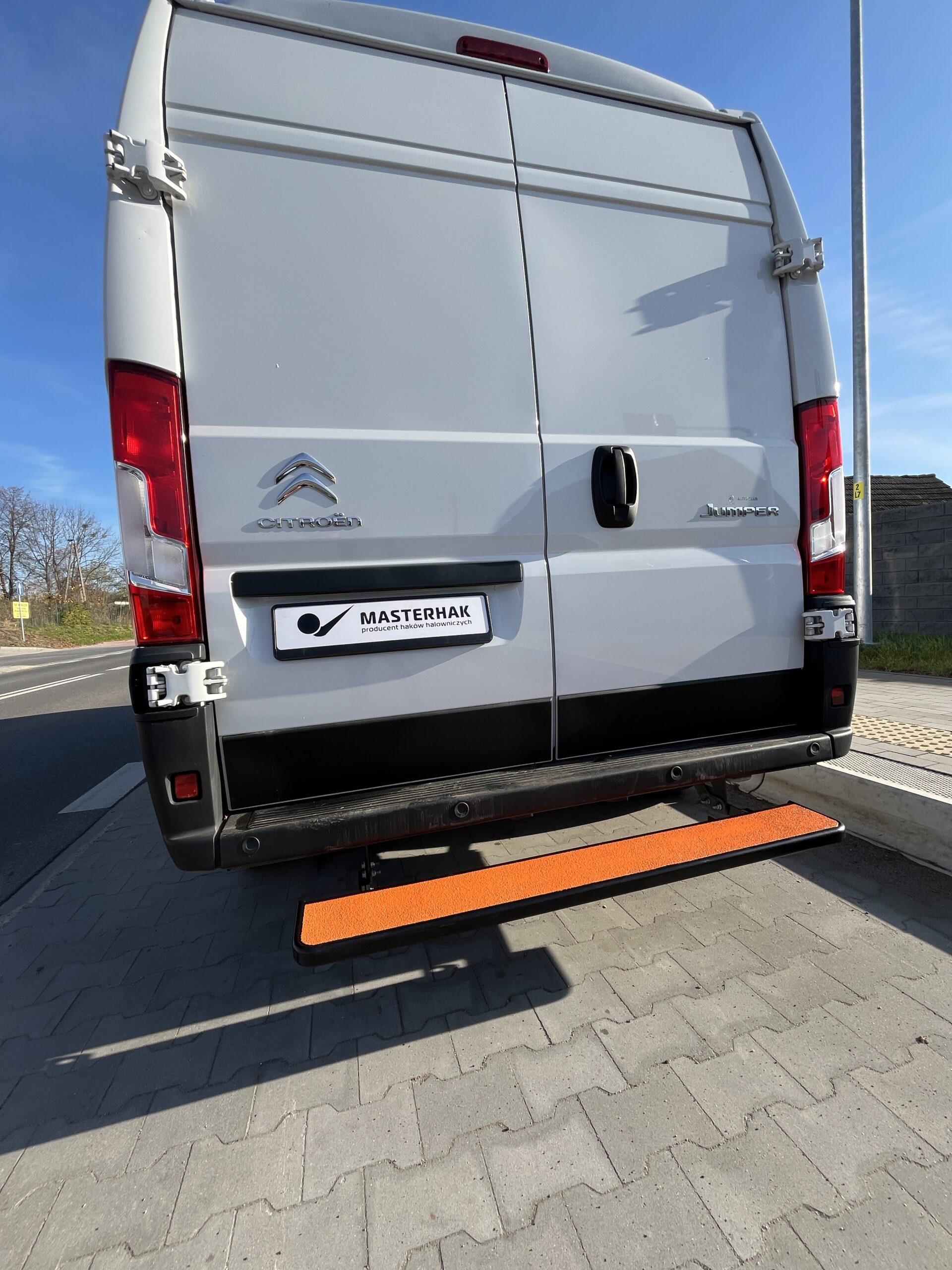 MasterSTEP S1 - Metall-Hecktrittstufe für Toyota Proace Max - Anti-Rutsch-Matte - Image 8