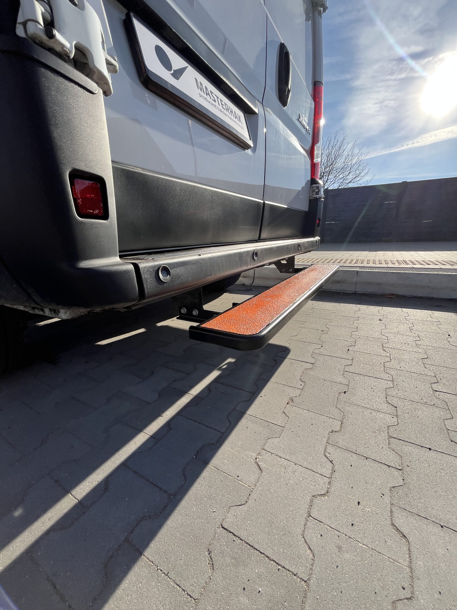 MasterSTEP S1 - Metall-Hecktrittstufe für Toyota Proace Max - Anti-Rutsch-Matte - Image 10