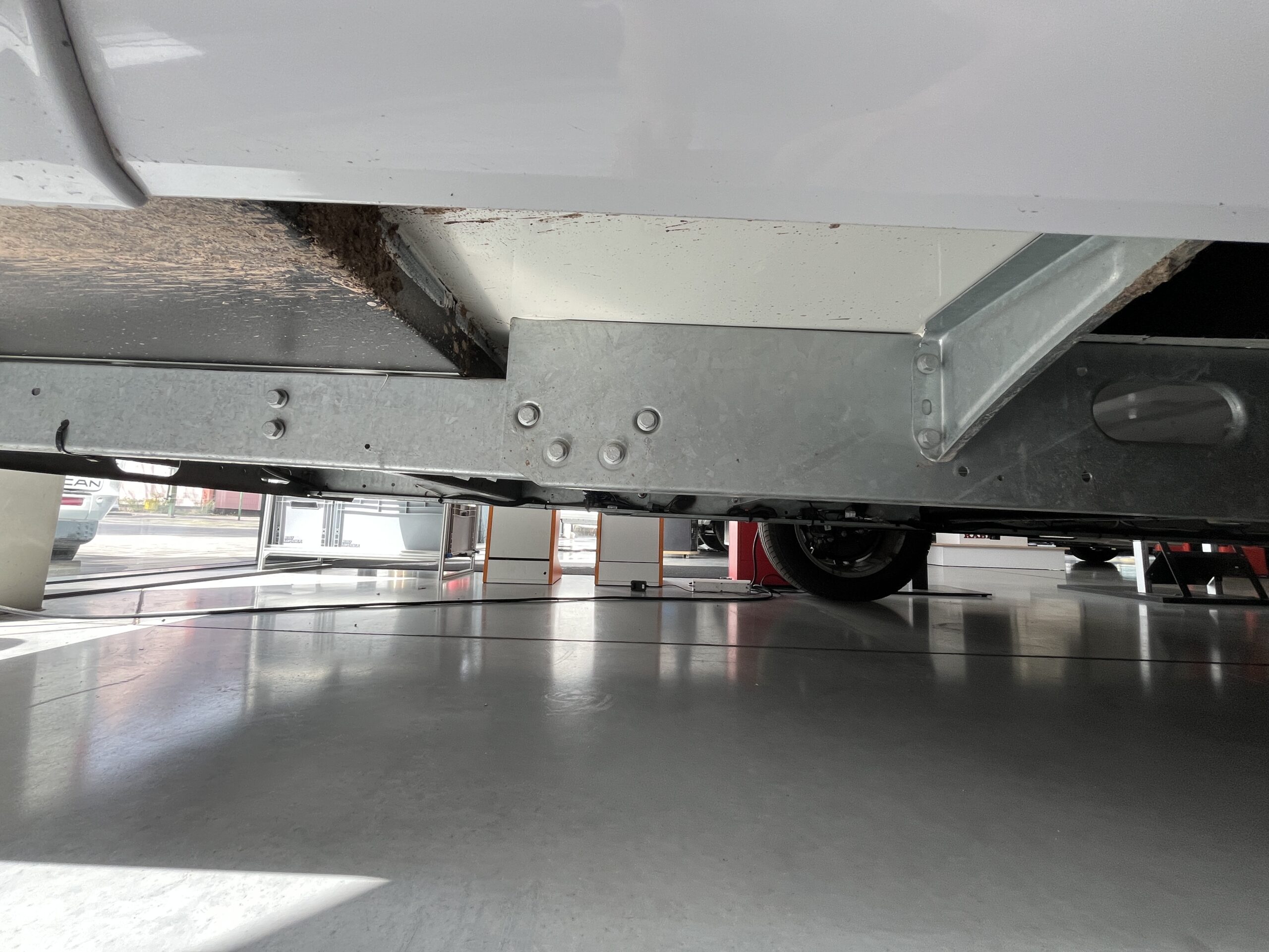 Detachable Tow Bar AL-KO for Motorhome - Mercedes Sprinter, Frame Width 1289 mm - Image 12