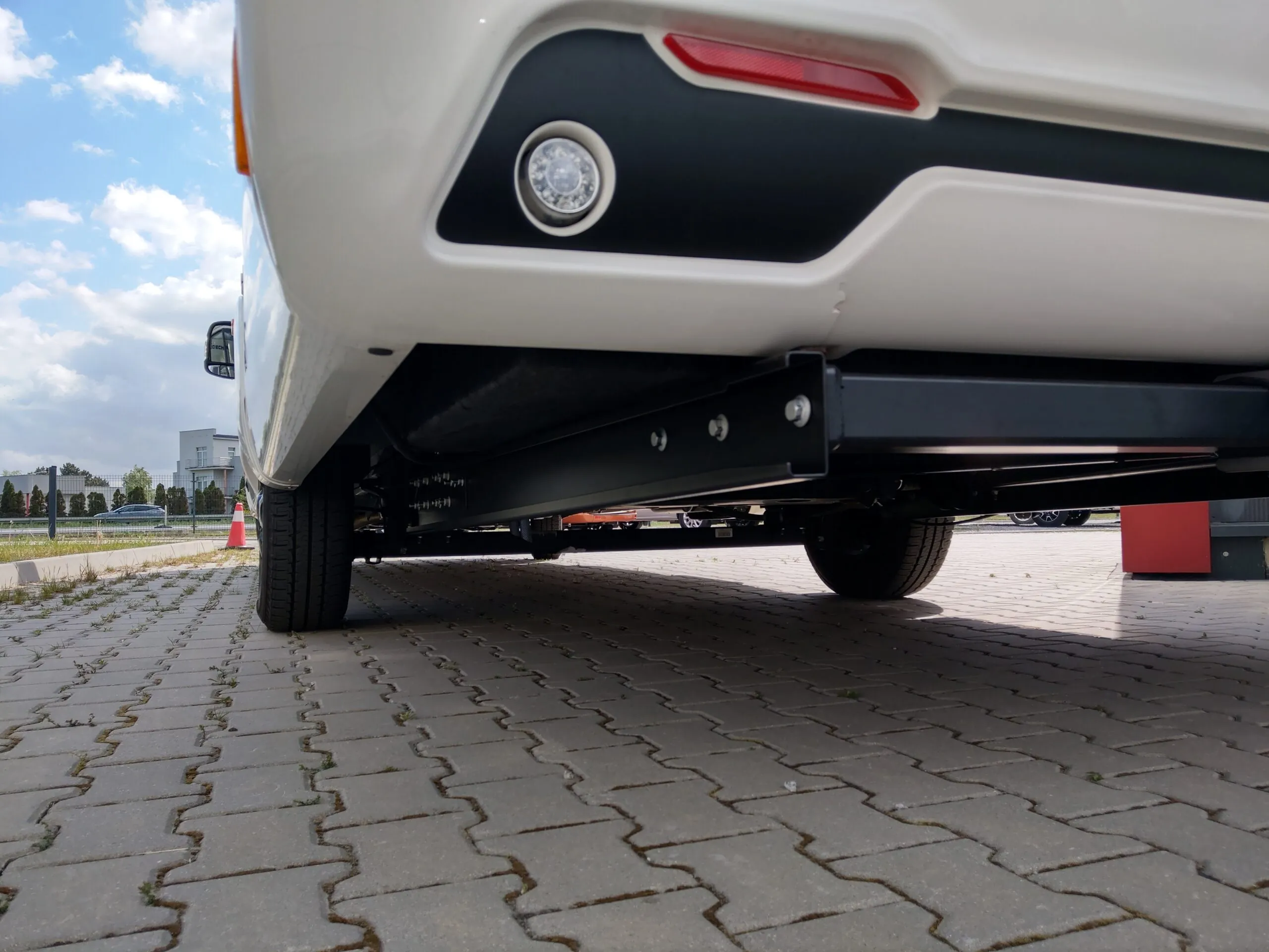 Towbar for Fiat Ducato Motorhome (from 06/2006-) - version with rear-mounted tank - Image 7