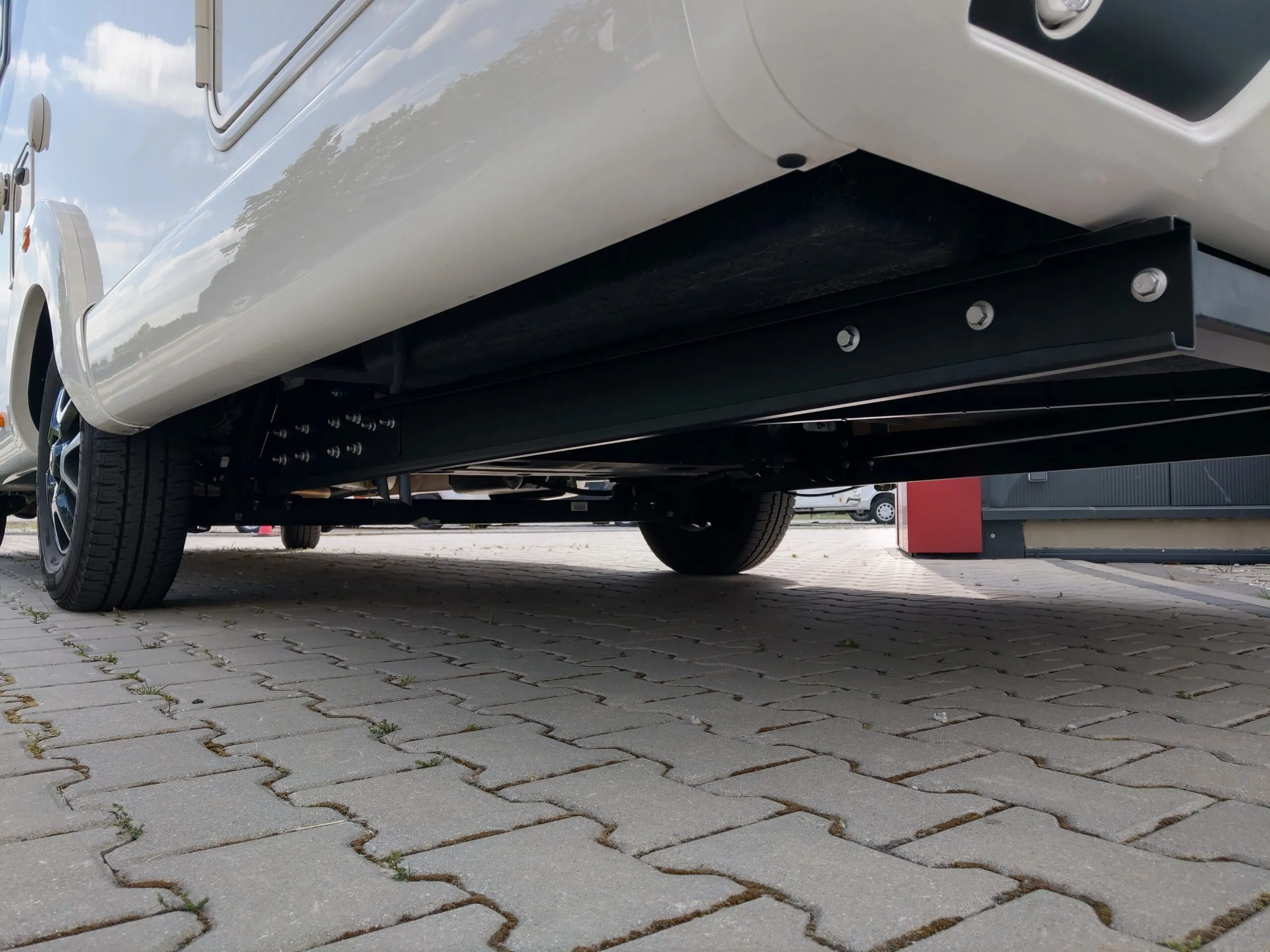 Towbar for Fiat Ducato Motorhome (from 06/2006-) - version with rear-mounted tank - Image 6