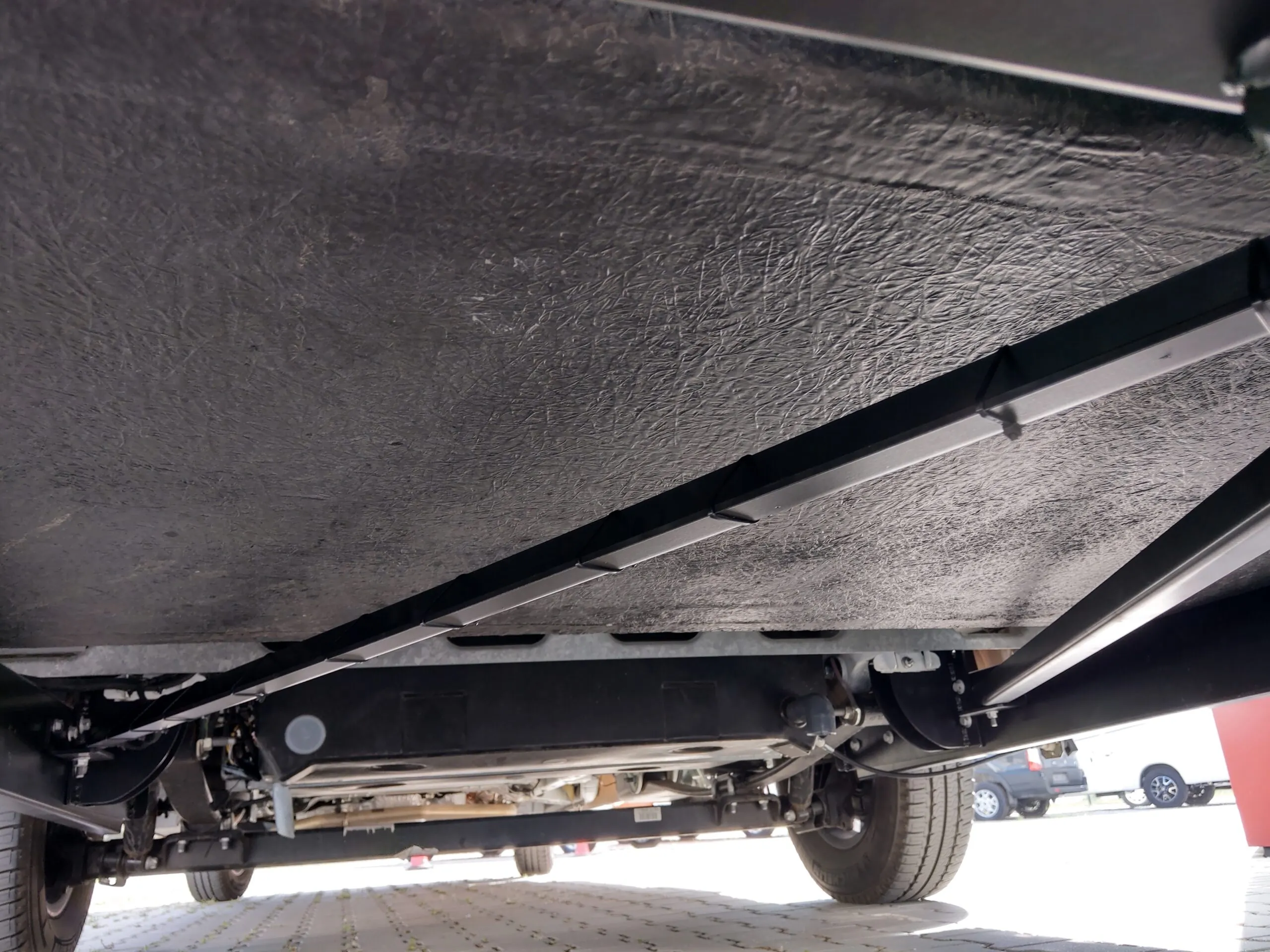 Towbar for Fiat Ducato Motorhome (from 06/2006-) - version with rear-mounted tank - Image 5