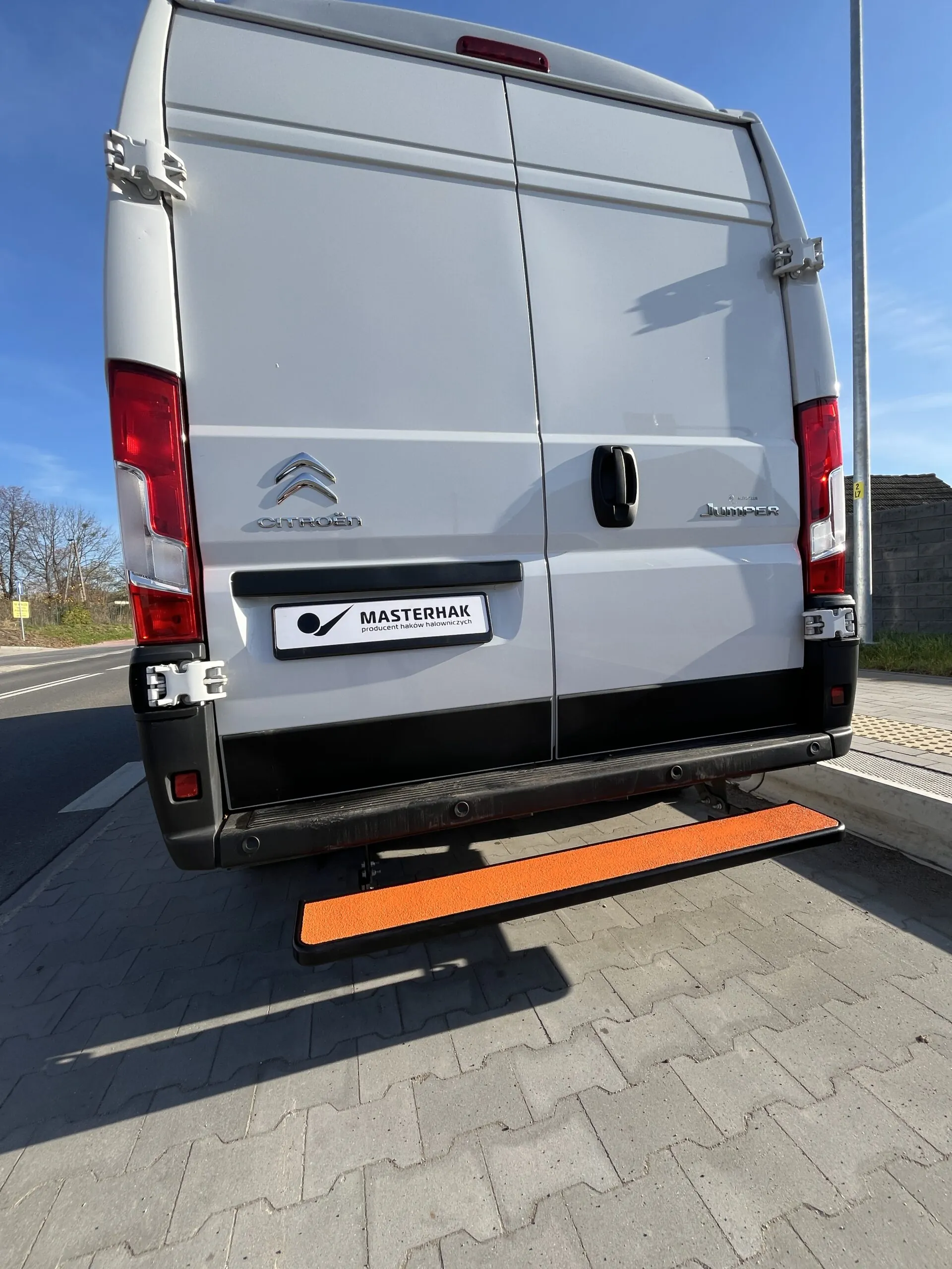 MasterSTEP W2 Wide Pro – wide rear access step for Fiat Ducato from June 2006 - Image 4