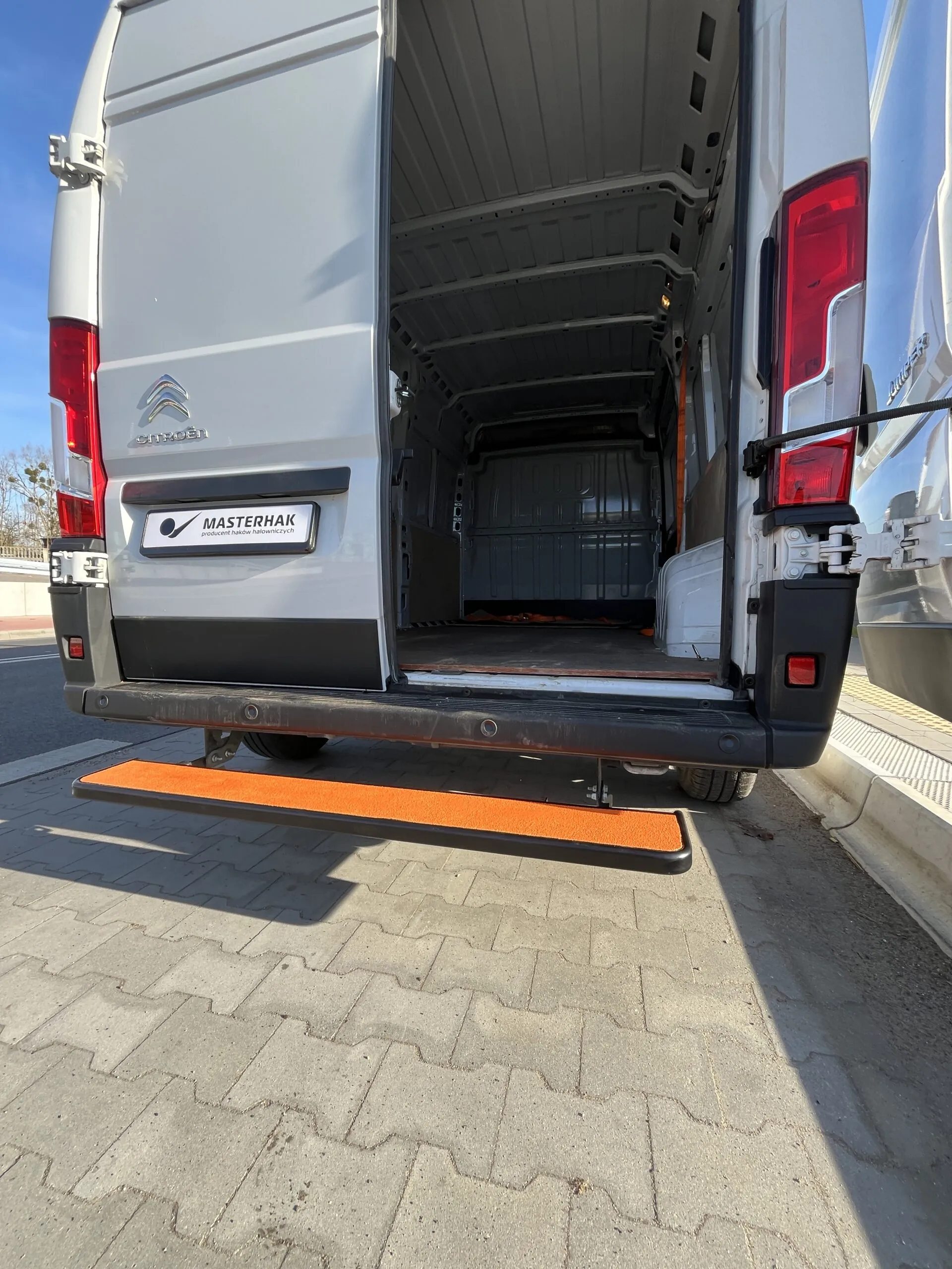 MasterSTEP W2 Wide Pro – wide rear access step for Fiat Ducato from June 2006 - Image 11