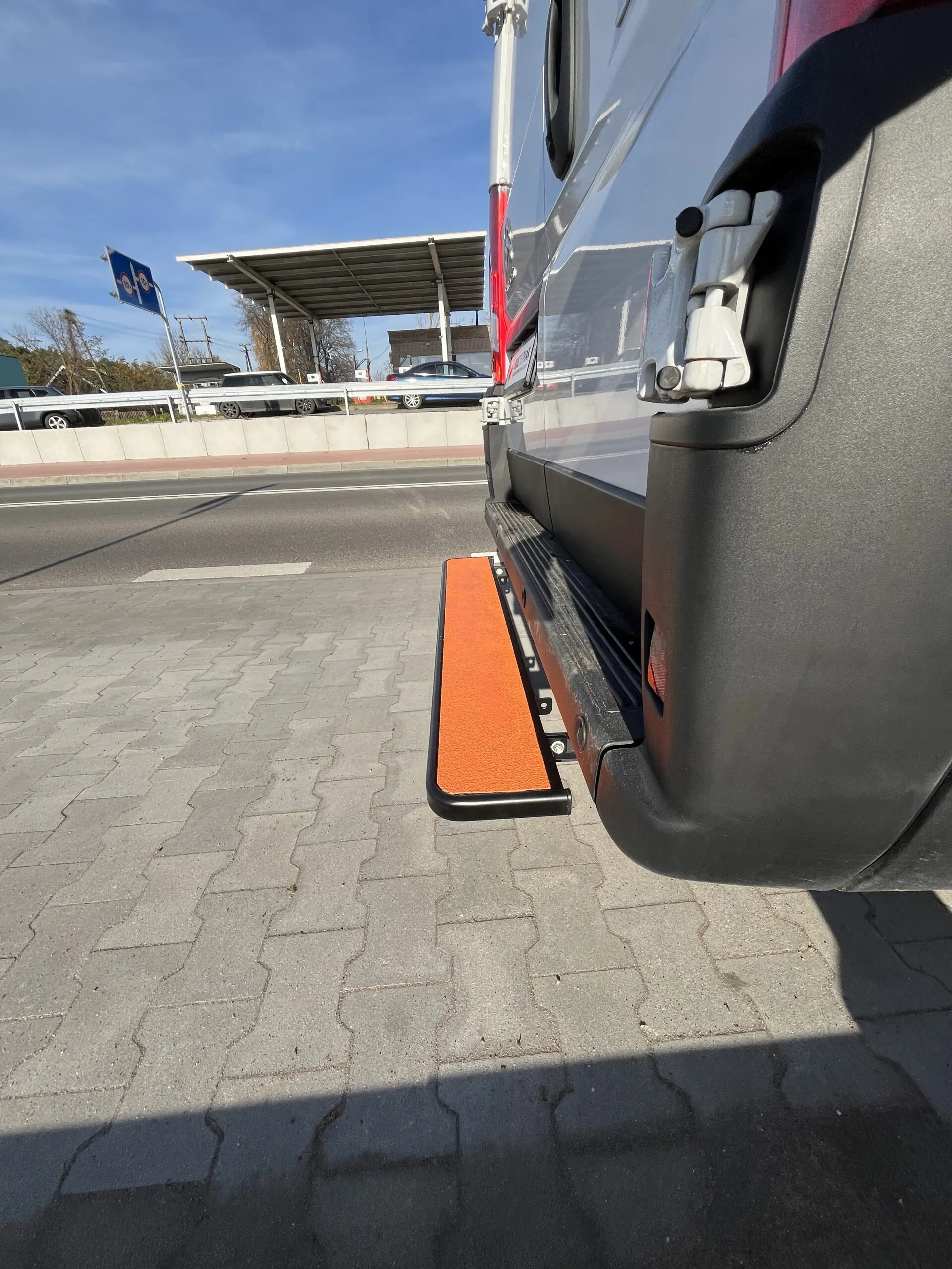 MasterSTEP W2 Wide Pro – wide rear access step for Fiat Ducato from June 2006 - Image 10