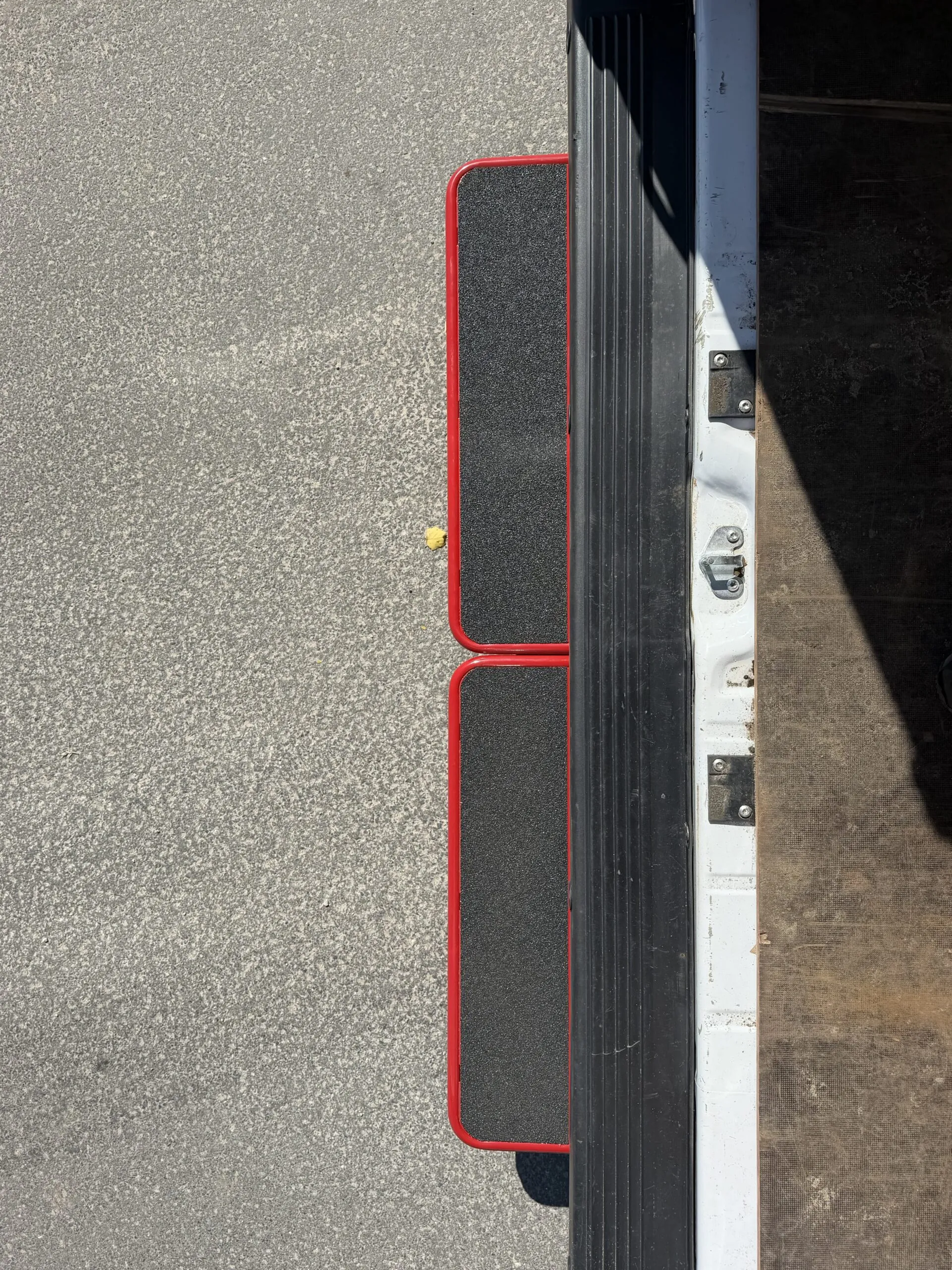 MasterSTEP C1 Compact – compact rear access step for Fiat Ducato from 06/2006 - Image 9